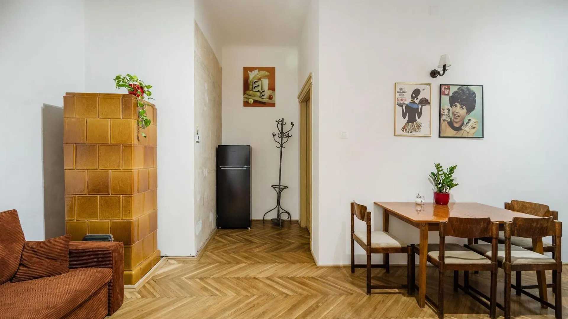 Budapestayz - Baross Apartments 0*, בודפשט הונגריה