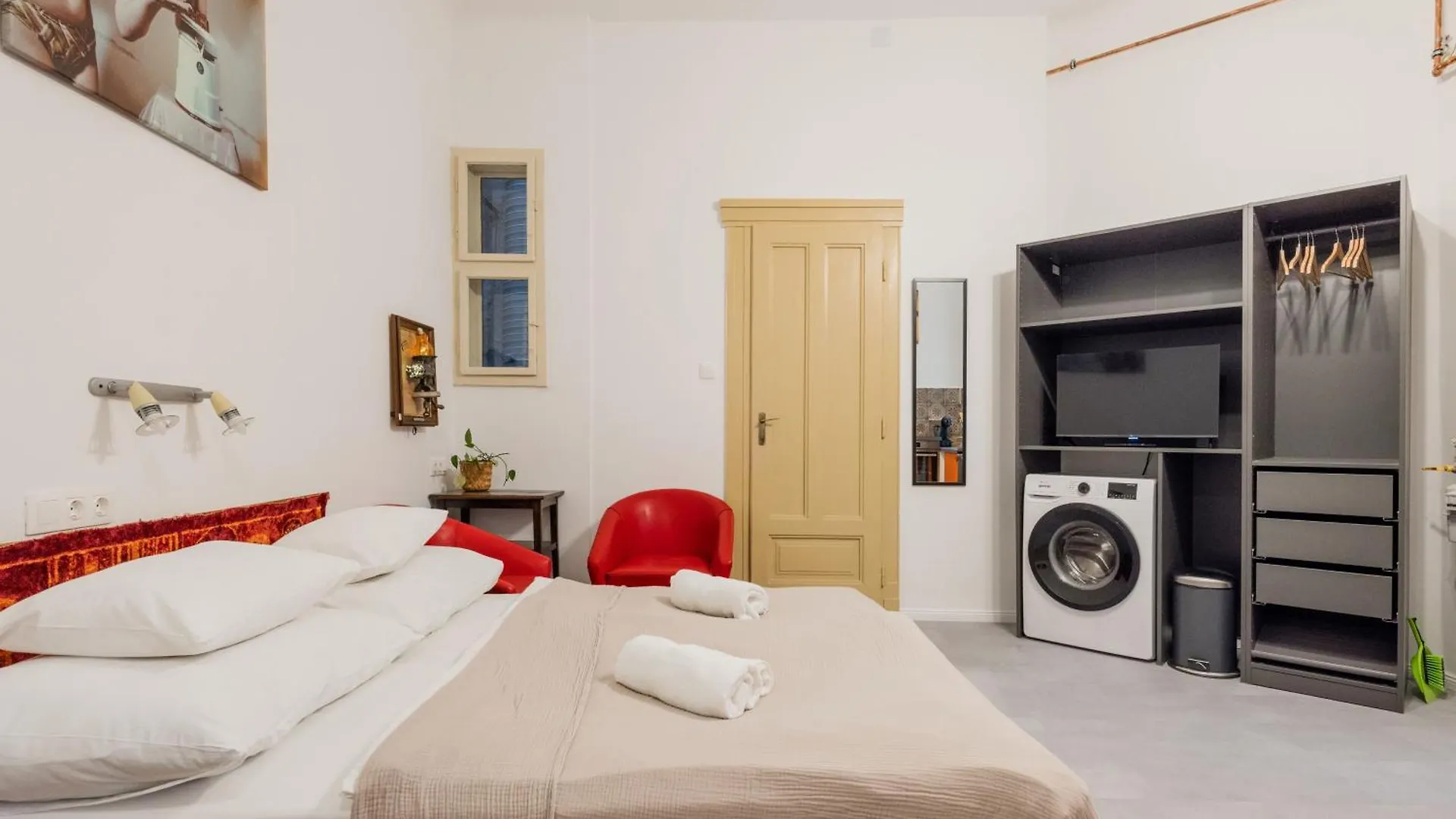 Budapestayz - Baross Apartments